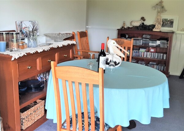 Guest Entry and Breakfast facility